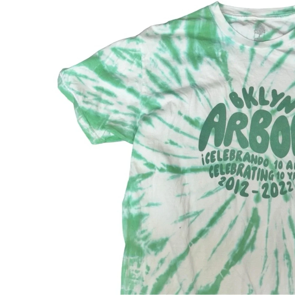 Vintage-Style Green Tie-Dye Arbor Collective Graphic T-Shirt 10 Years 2012–2022